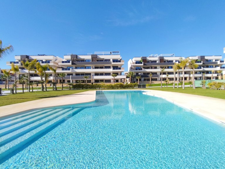 Penthouse for Sale in Playa Flamenca, Alicante 2