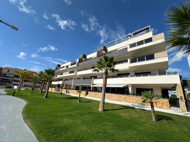Penthouse for Sale in Playa Flamenca, Alicante 38
