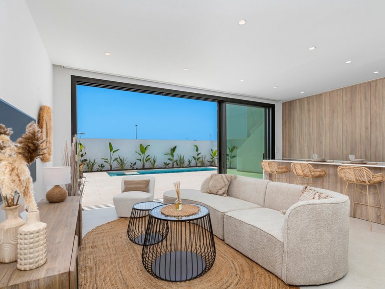 Villa for Sale in Los AlcÁzares, Murcia 9
