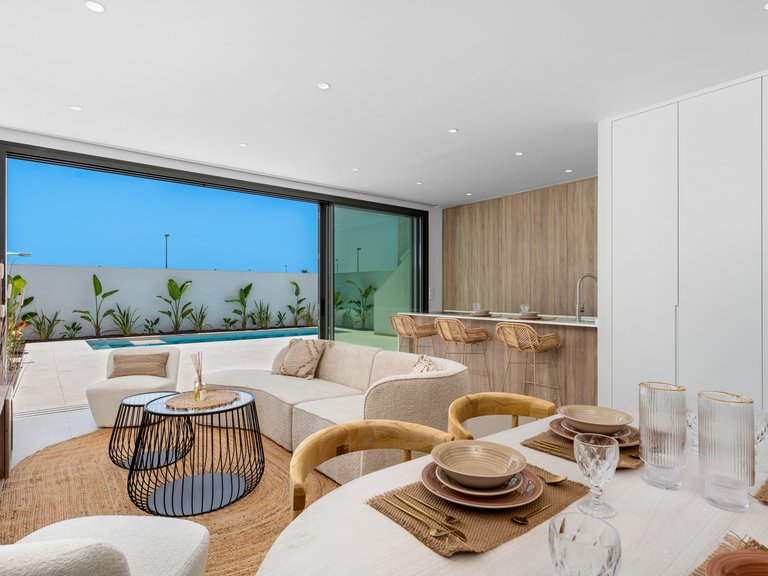 Villa for Sale in Los AlcÁzares, Murcia 11