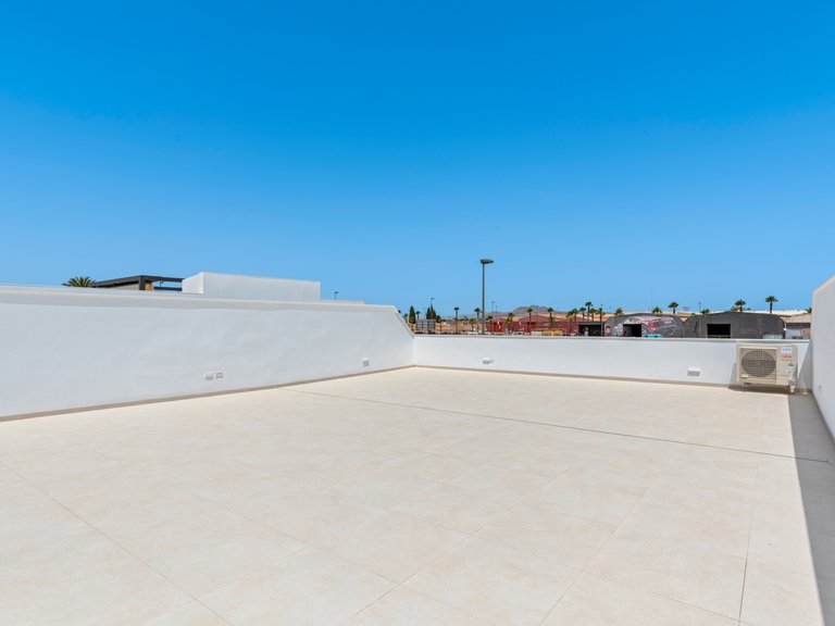 Villa for Sale in Los AlcÁzares, Murcia 34