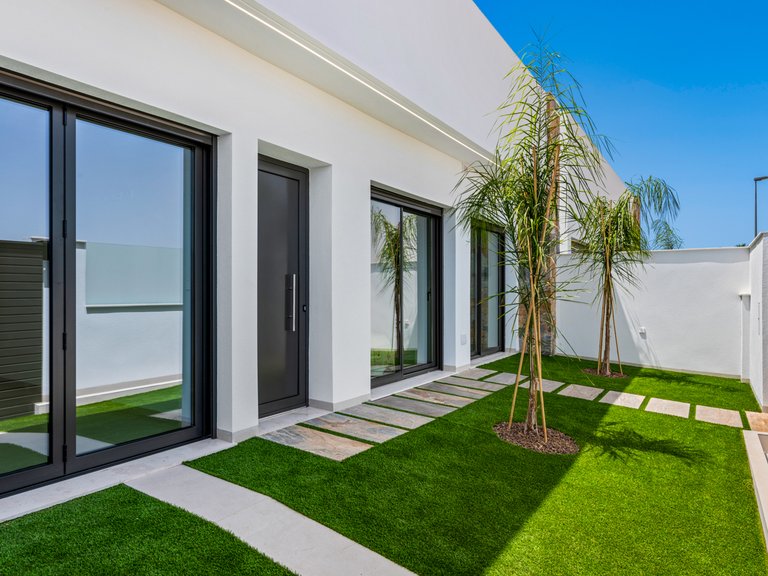 Villa for Sale in Los AlcÁzares, Murcia 6