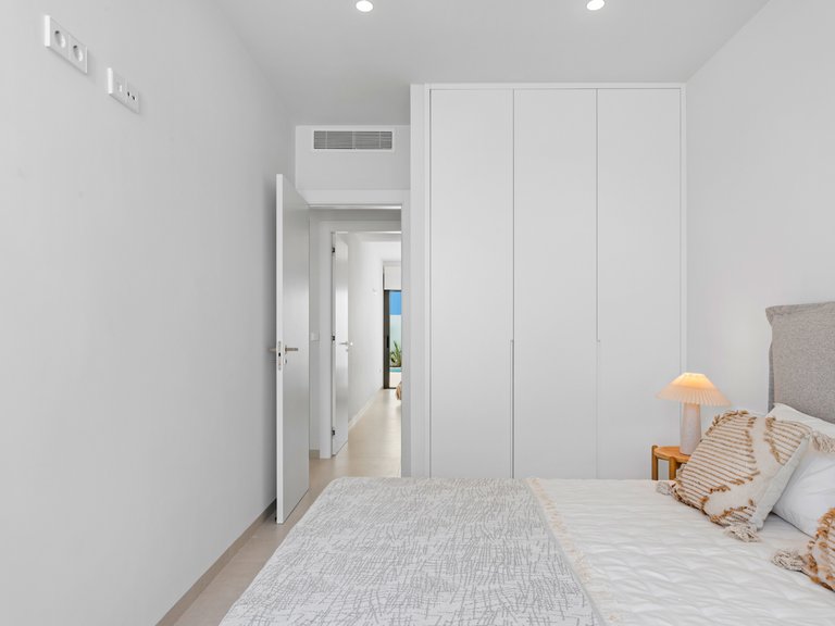 Villa for Sale in Los AlcÁzares, Murcia 23