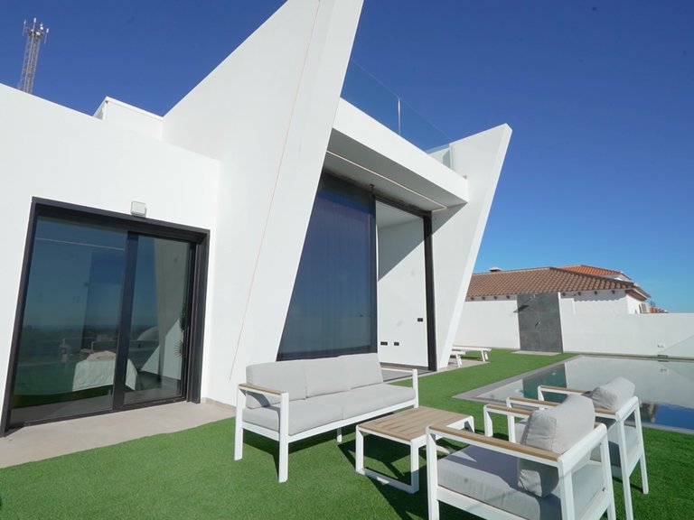 Villa for Sale in Los Balcones - Los Altos, Alicante 1