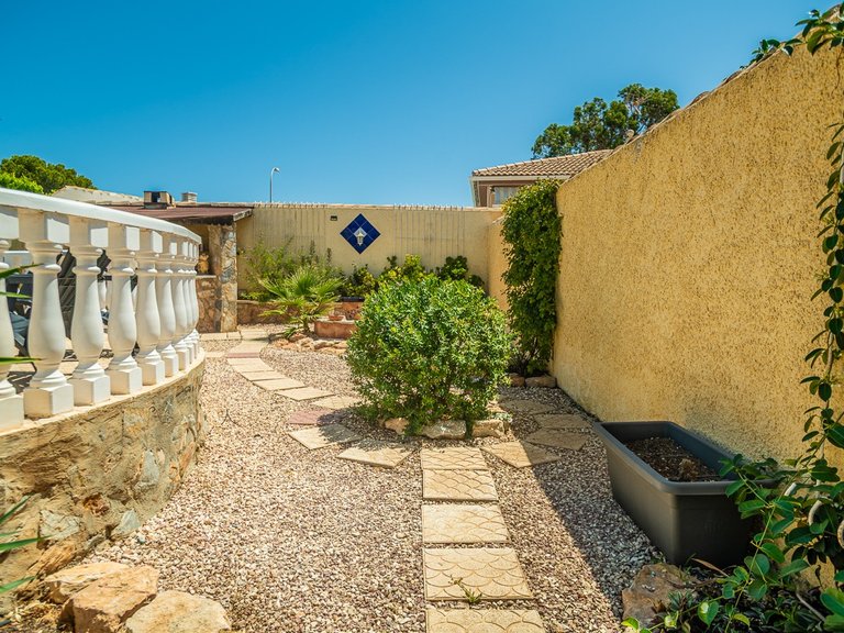 Villa for Sale in La siesta, Torrevieja, Alicante 46