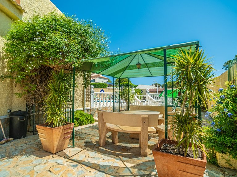 Villa for Sale in La siesta, Torrevieja, Alicante 39