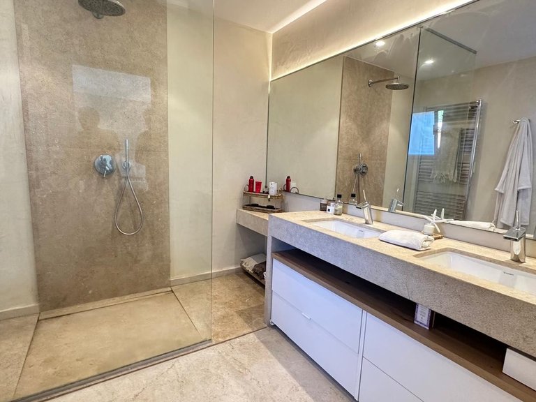Villa for Sale in Calvià, Costa De La Calma, Balearic Islands 15