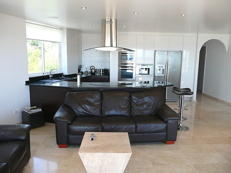 Apartment for Sale in Calvià, Portals Nous, Balearic Islands 3