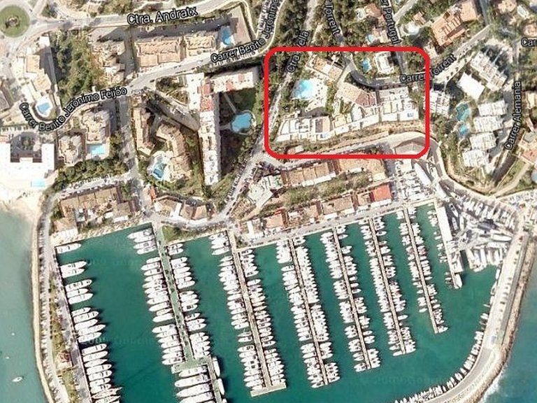 Apartment for Sale in Calvià, Portals Nous, Balearic Islands 2