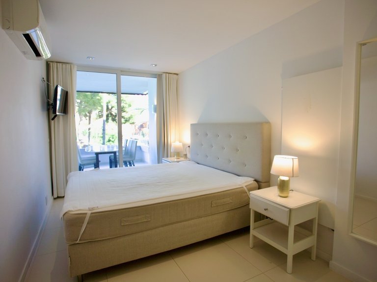 Apartment for Sale in Calvià, Portals Nous, Balearic Islands 11