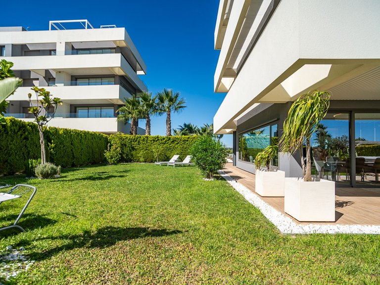 Apartment for Sale in Costa Blanca Las Colinas Golf, Alicante 44
