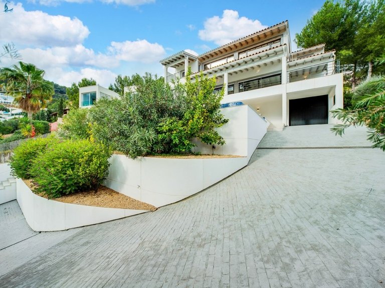 Villa for Sale in Son Vida, Palma, Balearic Islands 15