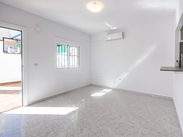 Town House for Sale in San Miguel De Salinas, Alicante 5