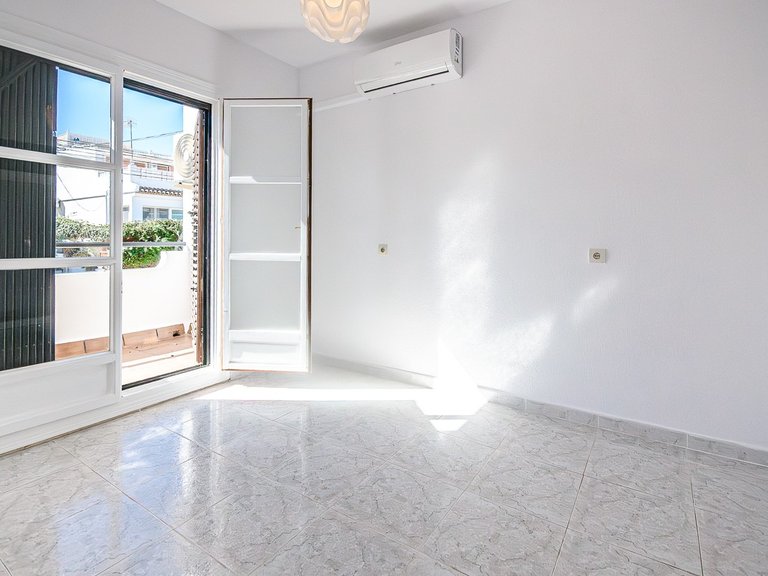 Town House for Sale in San Miguel De Salinas, Alicante 13