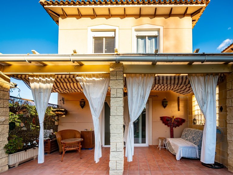 Villa for Sale in Benferri, Alicante 3