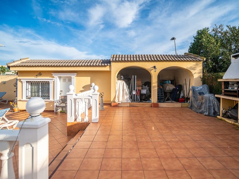 Villa for Sale in LOS BALCONES - LOS ALTOS, Torrevieja, Alicante 31