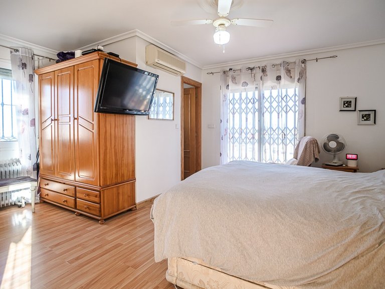 Villa for Sale in LOS BALCONES - LOS ALTOS, Torrevieja, Alicante 22