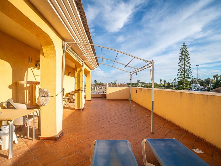 Villa for Sale in LOS BALCONES - LOS ALTOS, Torrevieja, Alicante 33