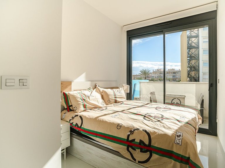 Apartment for Sale in Calas Blancas, Torrevieja, Alicante 9