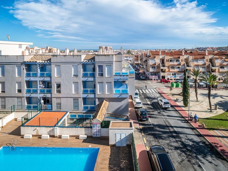 Apartment for Sale in Calas Blancas, Torrevieja, Alicante 19