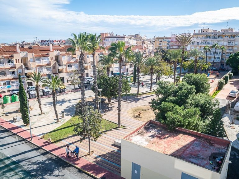 Apartment for Sale in Calas Blancas, Torrevieja, Alicante 18