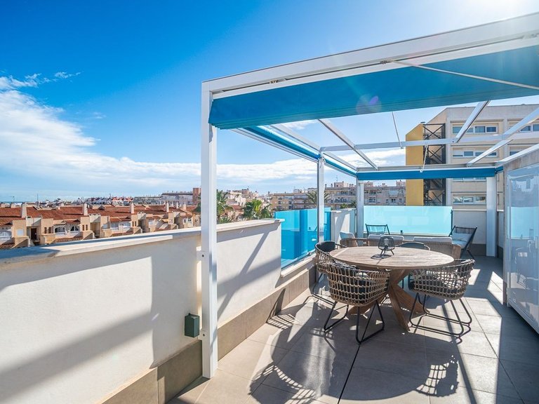Apartment for Sale in Calas Blancas, Torrevieja, Alicante 1