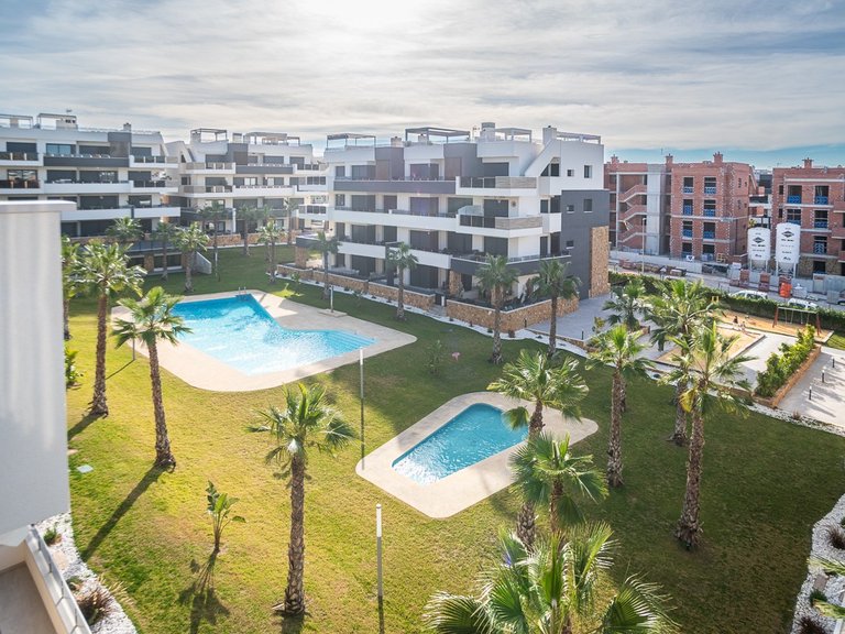 Penthouse for Sale in Orihuela Costa, Alicante 25