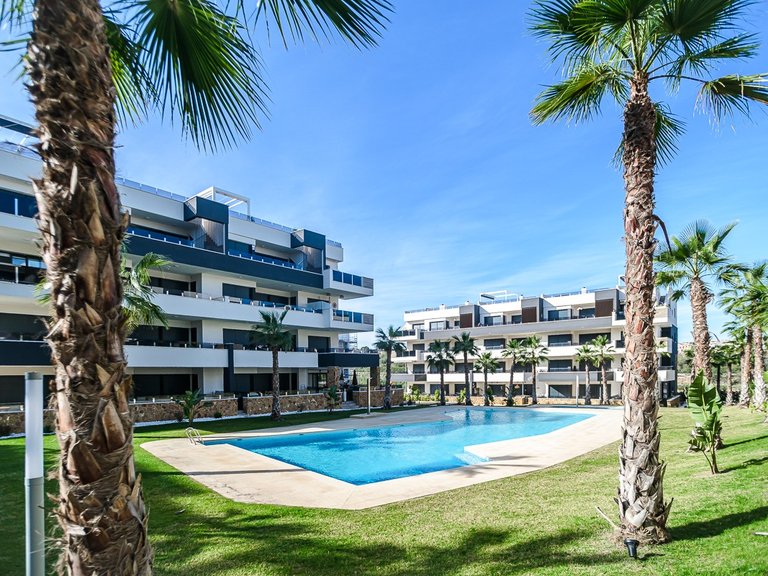 Penthouse for Sale in Orihuela Costa, Alicante 2