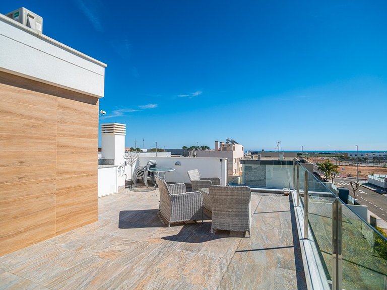 Villa for Sale in Pilar De La Horadada, Alicante 28