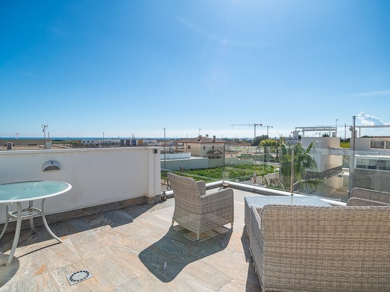 Villa for Sale in Pilar De La Horadada, Alicante 27