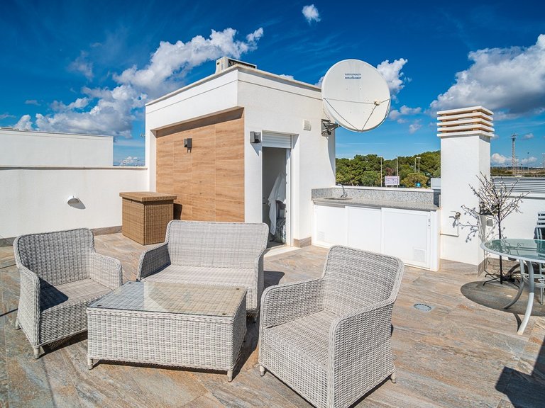 Villa for Sale in Pilar De La Horadada, Alicante 30