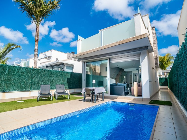Villa for Sale in San Pedro Del Pinatar, Murcia 1