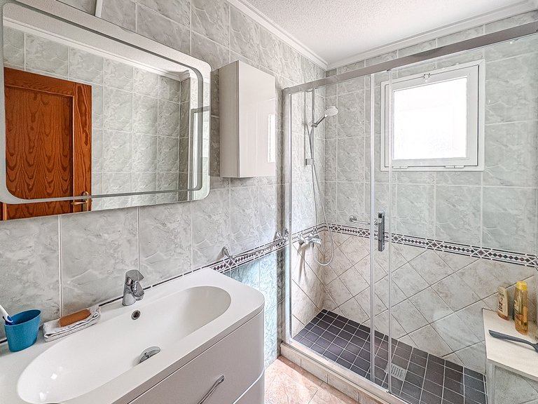 Apartment for Sale in Torrevieja, Alicante 15