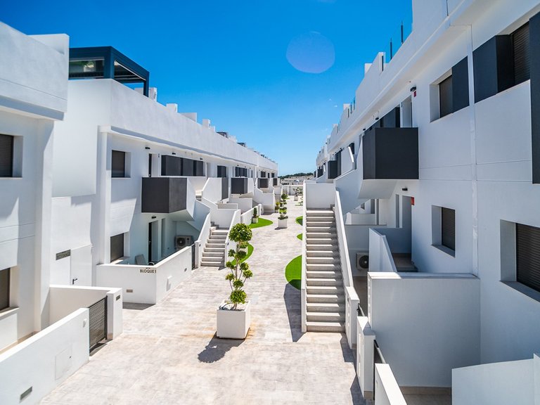 Apartment for Sale in Los Altos, Alicante 39