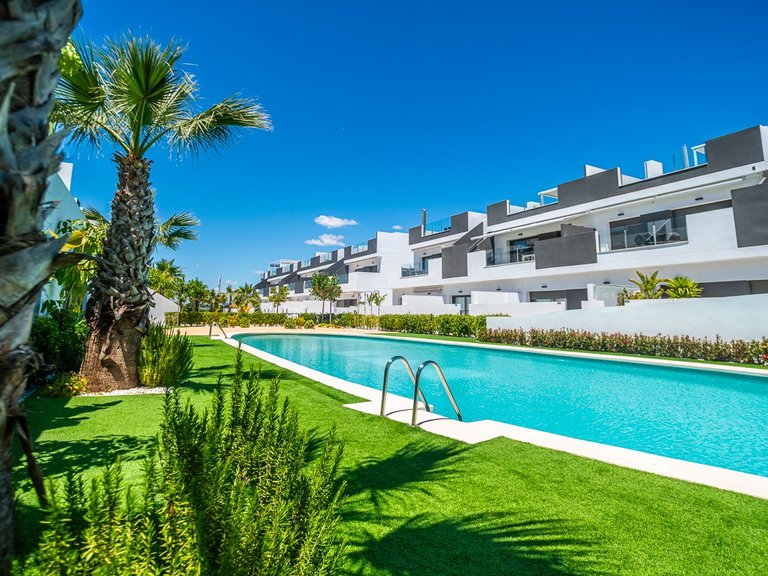 Apartment for Sale in Los Altos, Alicante 1