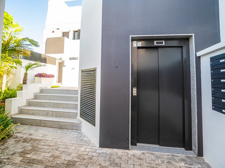 Apartment for Sale in Los Altos, Alicante 44
