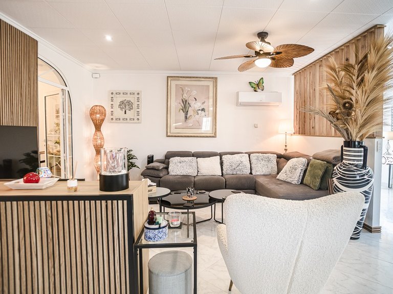 Villa for Sale in La Marina, Alicante 10