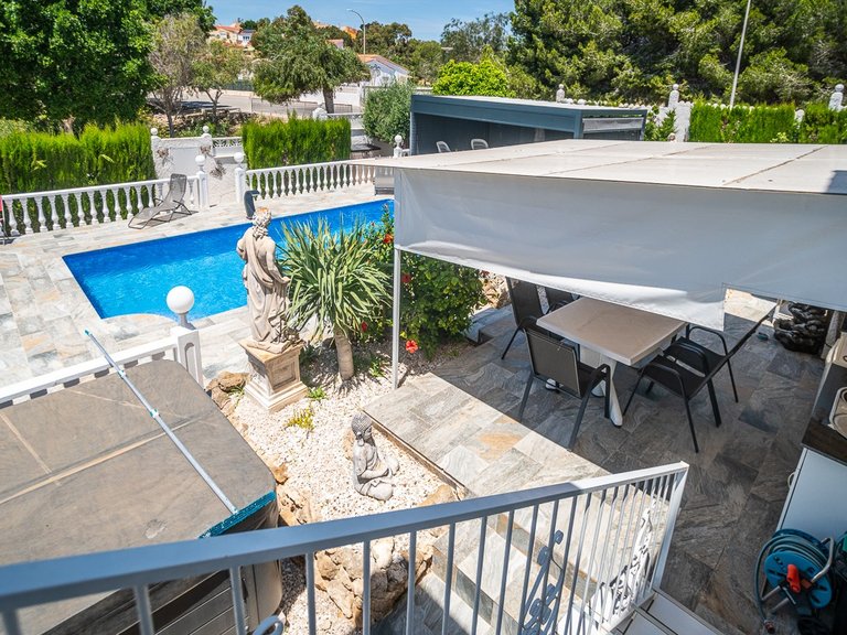 Villa for Sale in La Marina, Alicante 36