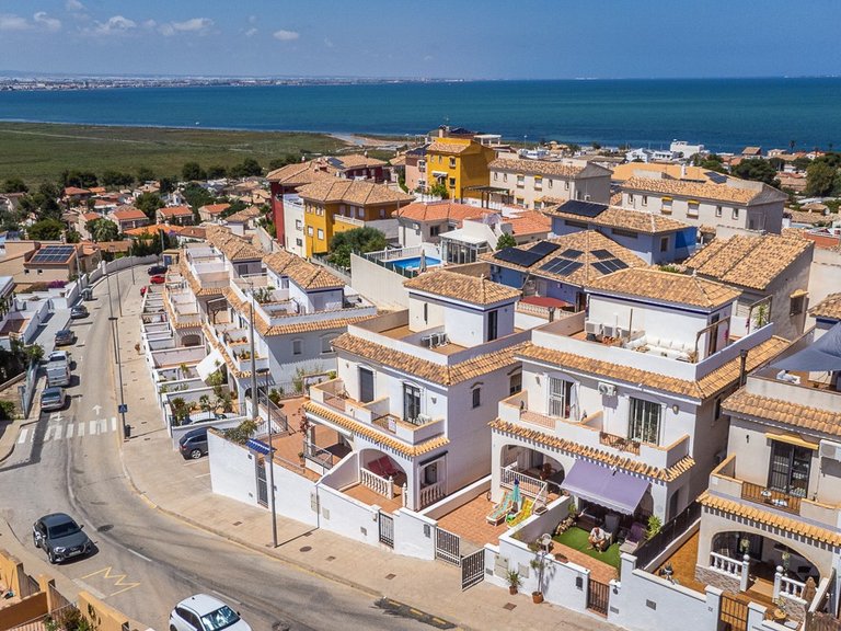 Villa for Sale in Los Urrutias, Murcia 3