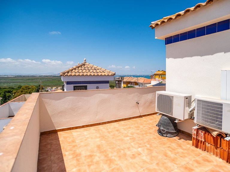 Villa for Sale in Los Urrutias, Murcia 32