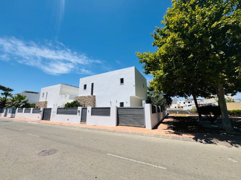 Villa for Sale in LO PAGÁN, San Pedro Del Pinatar, Murcia 12