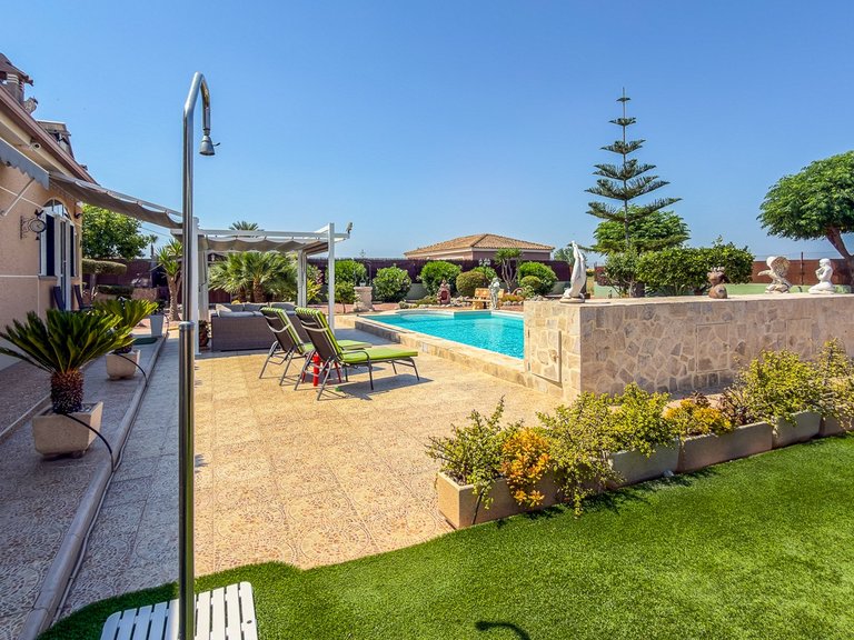 Villa for Sale in Catral, Alicante 41