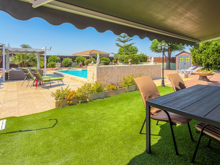 Villa for Sale in Catral, Alicante 40
