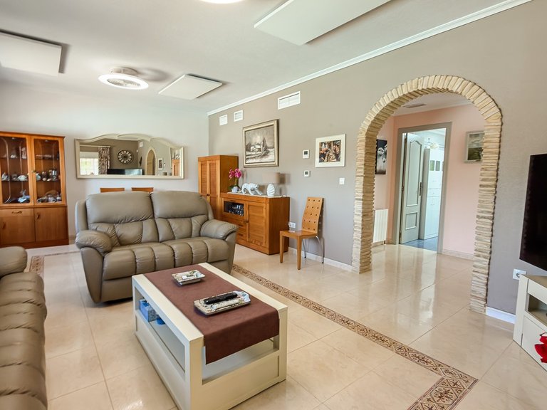 Villa for Sale in Catral, Alicante 19