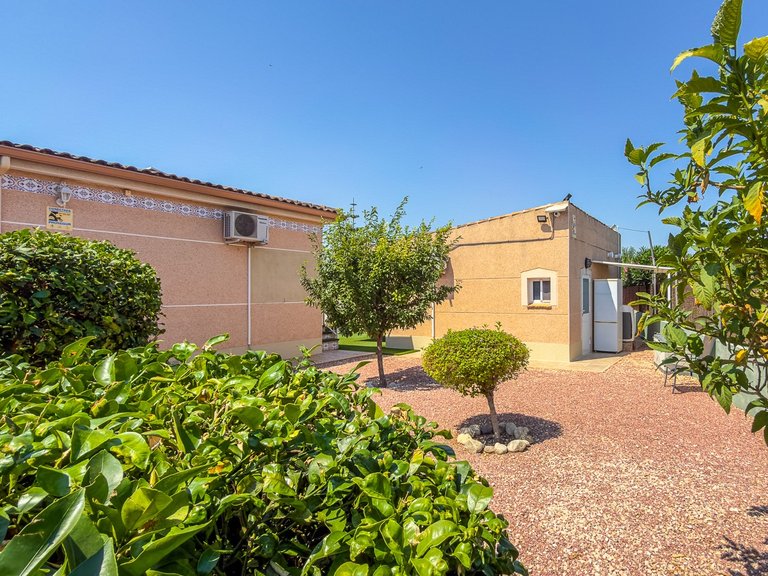 Villa for Sale in Catral, Alicante 48