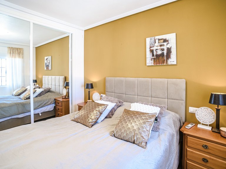 Villa for Sale in El Raso, Alicante 17