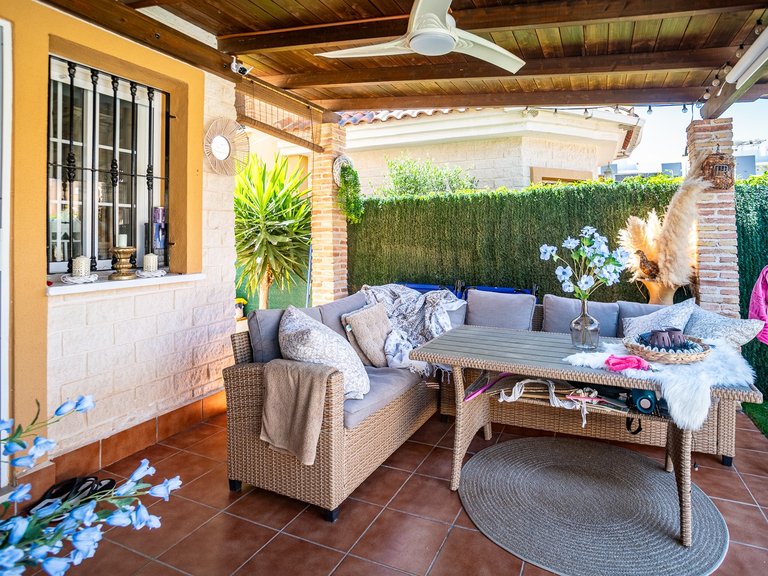 Villa for Sale in El Raso, Alicante 4