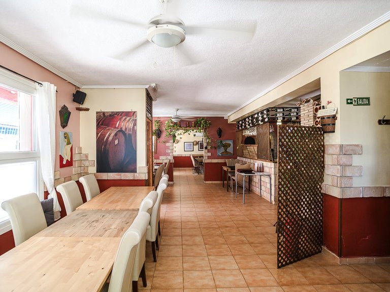 Commercial for Sale in La Veleta, Torrevieja, Alicante 8