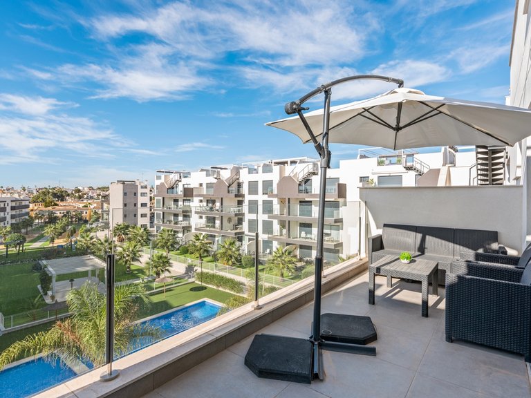 Apartment for Sale in Villamartin, Orihuela Costa, Alicante 4