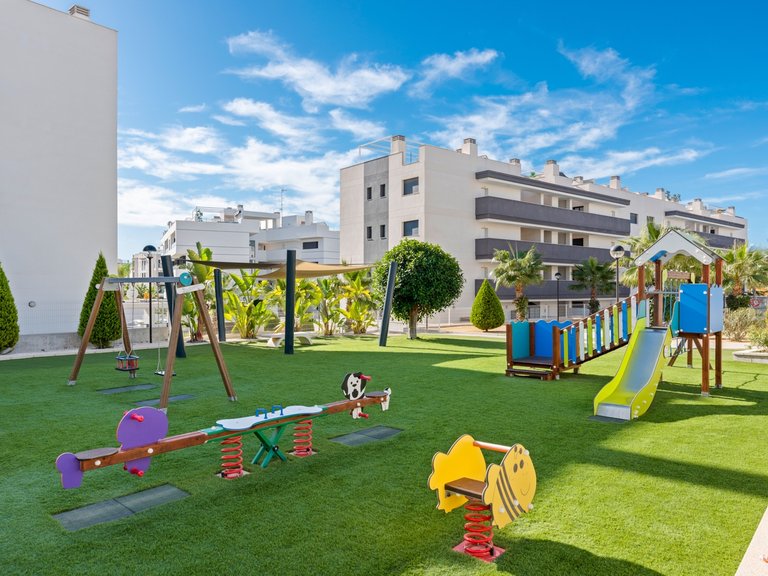 Apartment for Sale in Villamartin, Orihuela Costa, Alicante 36
